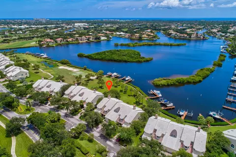 210 Eagle Dr, Jupiter, FL 33477 photo 1