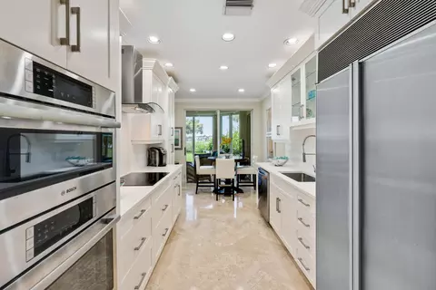 210 Eagle Dr, Jupiter, FL 33477 photo 10