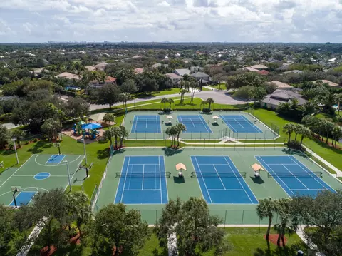 247 Spoonbill Ln S, Jupiter, FL 33458 photo 10