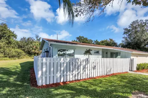 1305 Chippewa St, Jupiter, FL 33458 photo 1
