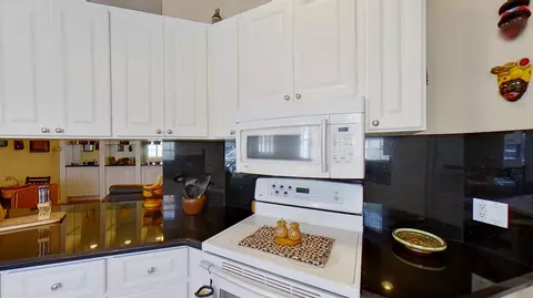 883 SW Balmoral Trce, Stuart, FL 34997 photo 3