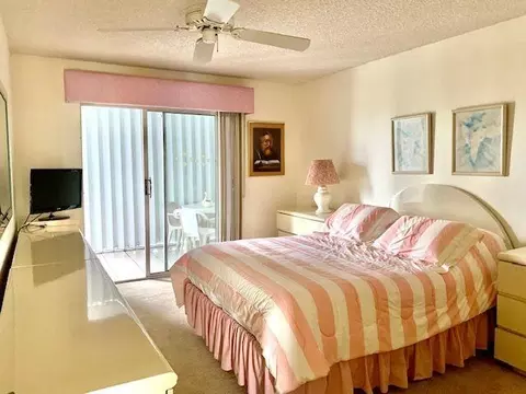 4080 Guildford E, Boca Raton, FL 33434 photo 8