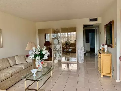 4080 Guildford E, Boca Raton, FL 33434 photo 6
