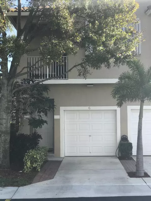 112 Lighthouse Cir #C, Tequesta, FL 33469 photo 2