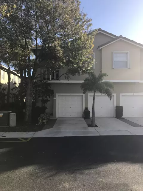 112 Lighthouse Cir #C, Tequesta, FL 33469 photo 1