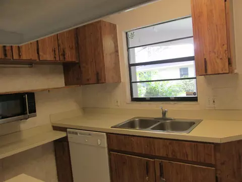 4682 SE Teri Pl, Stuart, FL 34997 photo 8