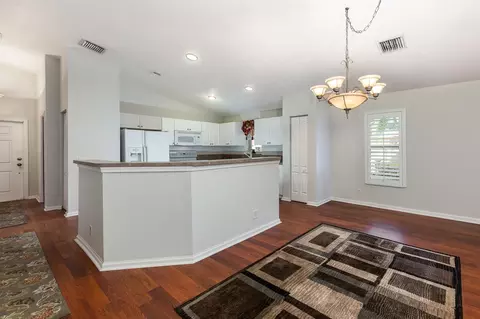 2828 SW Versailles Ter, Stuart, FL 34997 photo 7