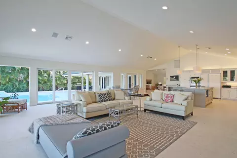 18896 Point Dr, Tequesta, FL 33469 photo 14