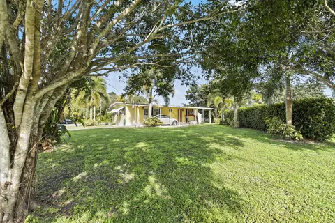 14 SE Fork Ter, Stuart, FL 34997 photo 2