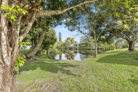 14 SE Fork Ter, Stuart, FL 34997 photo 3