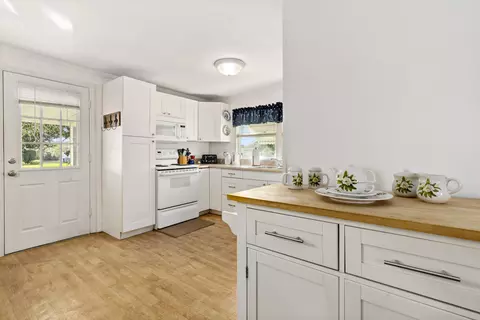 14 SE Fork Ter, Stuart, FL 34997 photo 9