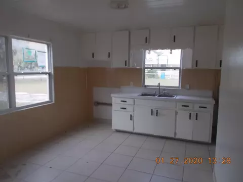1005 SW 5th Ave, Okeechobee, FL 34974 photo 3