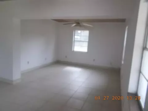 1005 SW 5th Ave, Okeechobee, FL 34974 photo 2