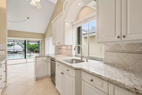 147 Cape Pointe Cir, Jupiter, FL 33477 photo 6