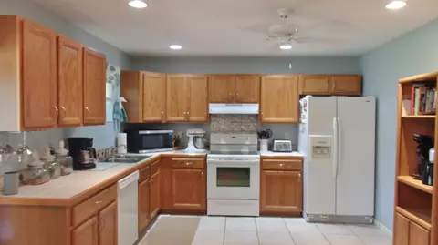 3179 SE Cypress St SE, Stuart, FL 34997 photo 4