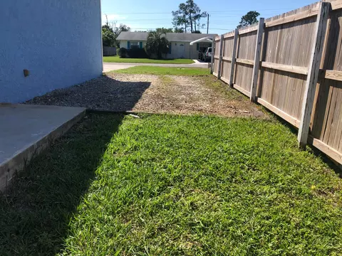 5787 SE Avalon Dr, Stuart, FL 34997 photo 24