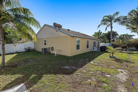 105 Brookstone Ct, Jupiter, FL 33458 photo 11