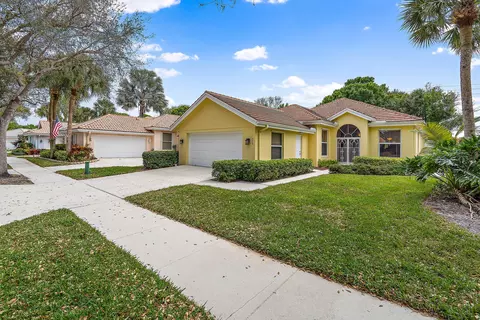 158 Hampton Cir, Jupiter, FL 33458 photo 12