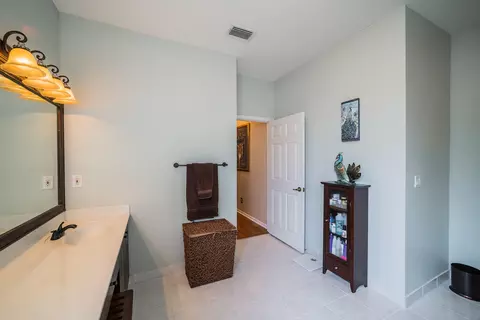 1010 SE Westminster Pl, Stuart, FL 34997 photo 15