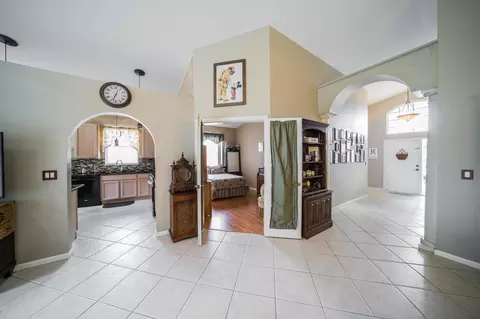 1010 SE Westminster Pl, Stuart, FL 34997 photo 4