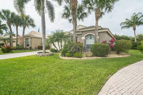 1010 SE Westminster Pl, Stuart, FL 34997 photo 3