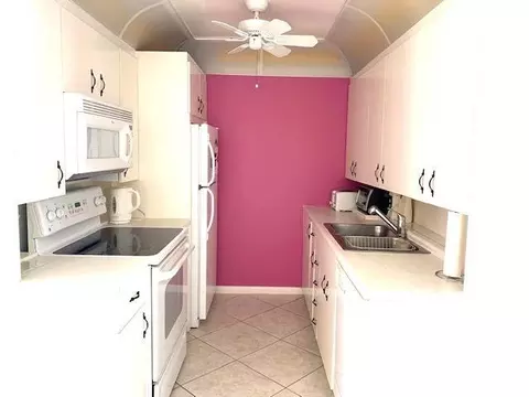 2054 Cornwall C, Boca Raton, FL 33434 photo 2