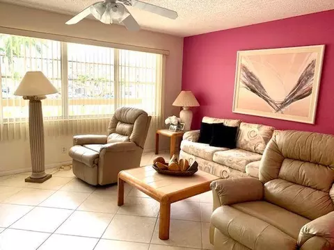2054 Cornwall C, Boca Raton, FL 33434 photo 6