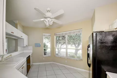 6776 SE Warwick Ln, Stuart, FL 34997 photo 8