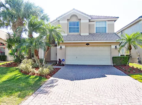 1034 SE Westminster Pl, Stuart, FL 34997 photo 1