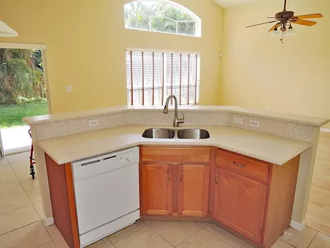 1034 SE Westminster Pl, Stuart, FL 34997 photo 12