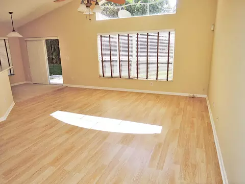 1034 SE Westminster Pl, Stuart, FL 34997 photo 7