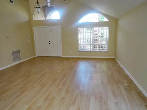 1034 SE Westminster Pl, Stuart, FL 34997 photo 3
