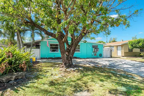 204 5th St, Jupiter, FL 33458 photo 3