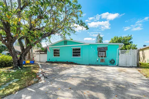 204 5th St, Jupiter, FL 33458 photo 1