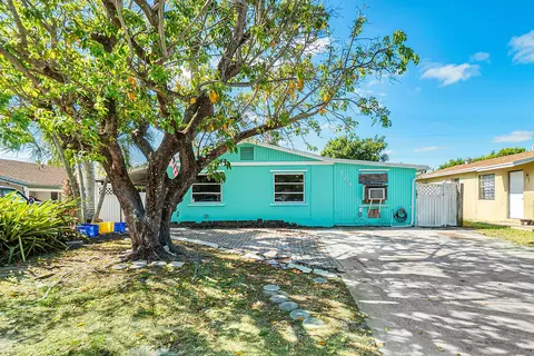 204 5th St, Jupiter, FL 33458 photo 2