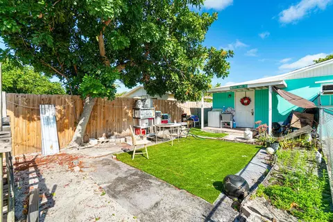 204 5th St, Jupiter, FL 33458 photo 9