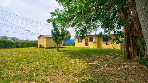 2480 NW 60th St, Miami, FL 33142 photo 19
