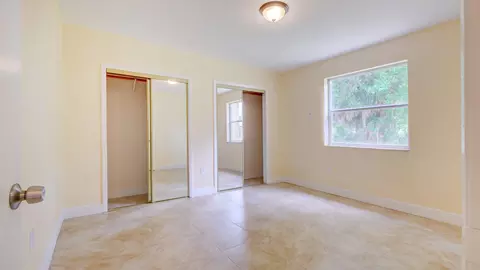 2480 NW 60th St, Miami, FL 33142 photo 11