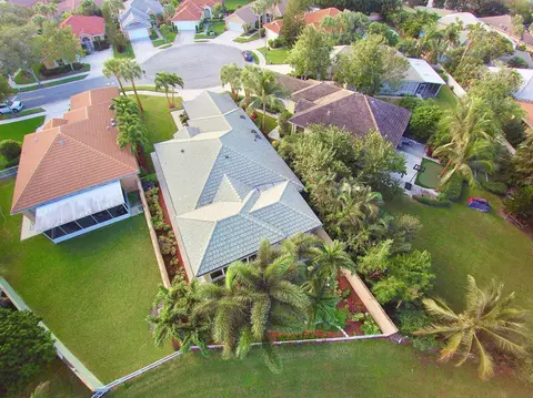 230 Hampton Ct, Jupiter, FL 33458 photo 6