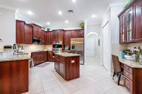 107 Manor Cir, Jupiter, FL 33458 photo 16