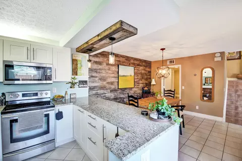790 NW 10th Ter, Stuart, FL 34994 photo 9