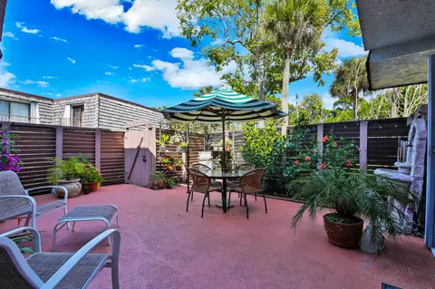 790 NW 10th Ter, Stuart, FL 34994 photo 3