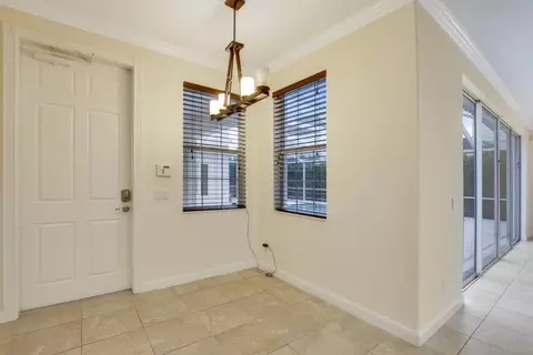 2689 E Community Dr, Jupiter, FL 33458 photo 14