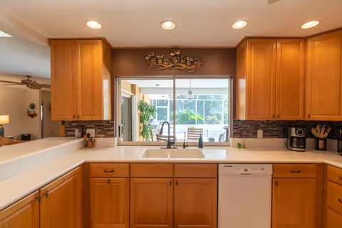 4174 SE Fairway E, Stuart, FL 34997 photo 9
