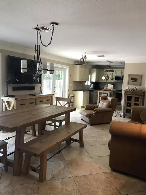 754 SE Trammell Trce, Stuart, FL 34997 photo 5
