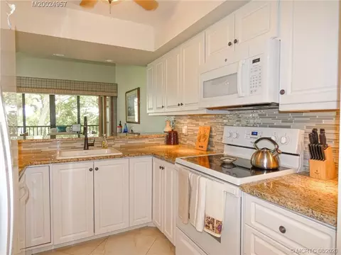 221 NEdgewater Dr, Stuart, FL 34996 photo 10