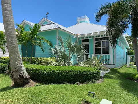 460 Seaside Ln, Juno Beach, FL 33408 photo 2
