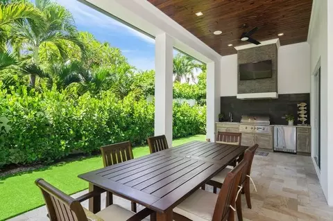 157 Beacon Ln, Jupiter Inlet Colony, FL 33469 photo 24