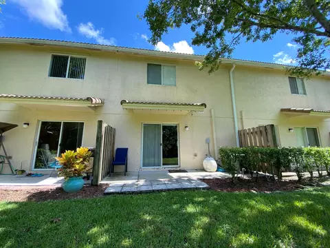 365 SE Bloxham Way, Stuart, FL 34997 photo 16