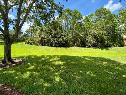 365 SE Bloxham Way, Stuart, FL 34997 photo 15
